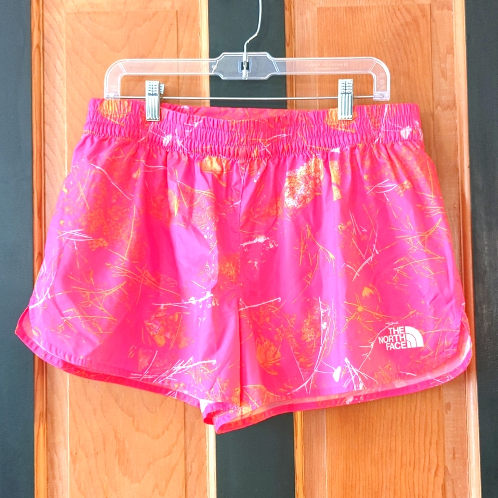 North Face Limitless Run Short Sz Large NWOT